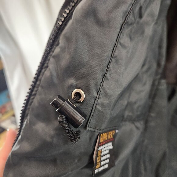 Taiga Gore-Tex Jacket Men's Large Purple Hooded Full Zip Nylon Rain Outdoor Ski - Picture 7 of 16